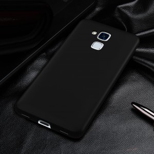 Пластиковый непрозрачный матовый чехол с улучшенной защитой элементов корпуса для Huawei Honor 5C Черный