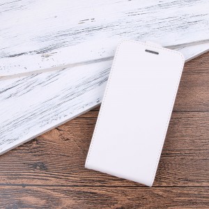Чехол вертикальная книжка на силиконовой основе с отсеком для карт на магнитной защелке для Sony Xperia XZ2 Premium Белый