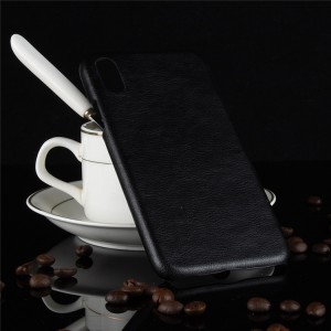 Пластиковый непрозрачный матовый чехол с текстурным покрытием Кожа для Iphone Xs Max  Черный