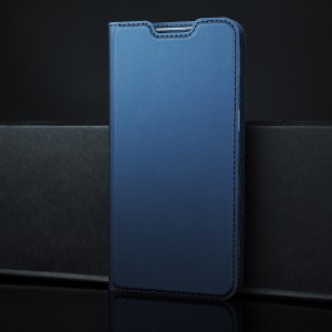 Чехол горизонтальная книжка подставка на силиконовой основе с отсеком для карт для Realme 3 Синий